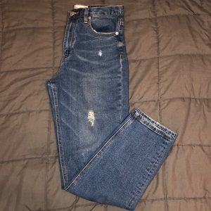 Straight leg jeans with rips